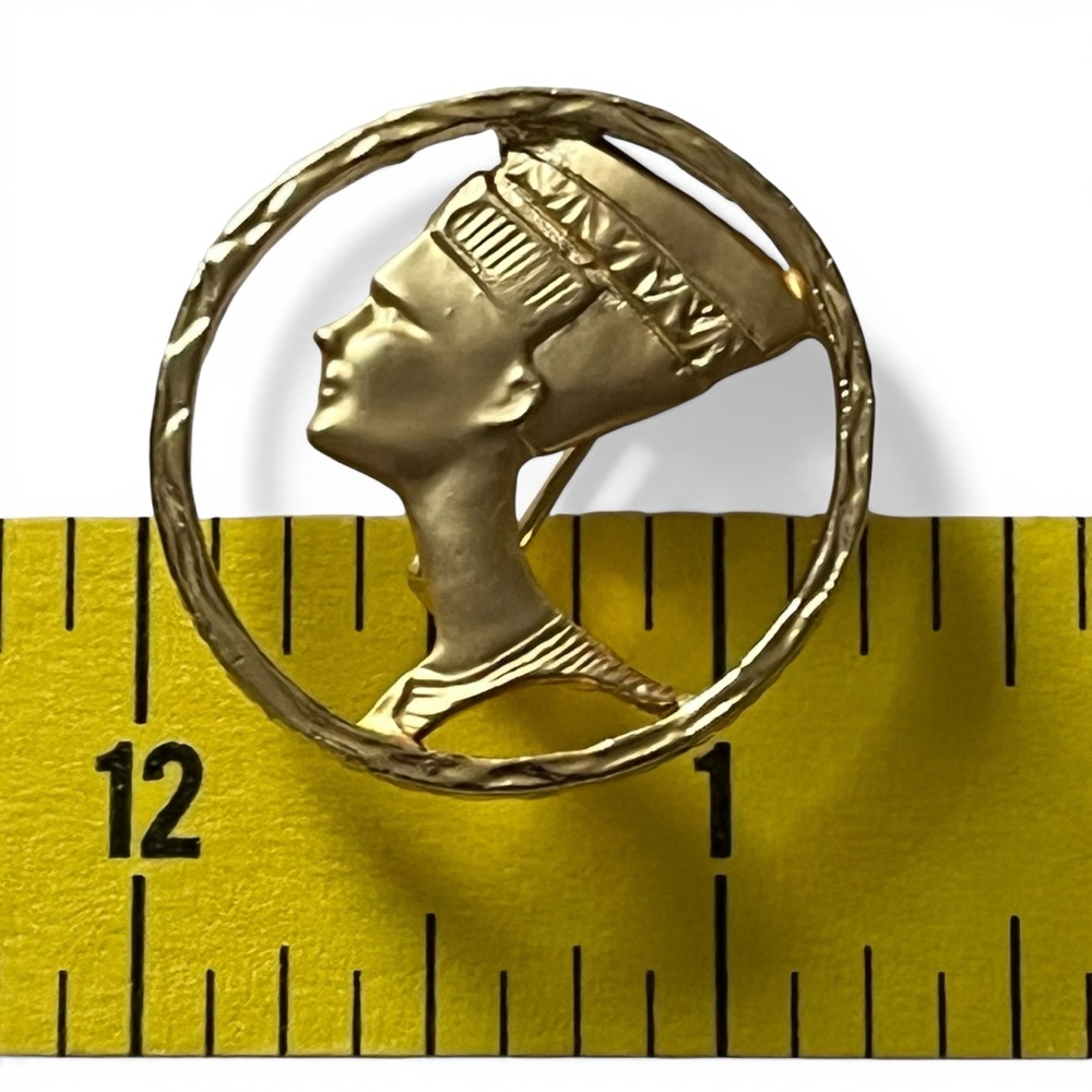 1970s Queen Nefertiti Brooch Pendant Egyptian Revival Pin - Picture 5 of 6